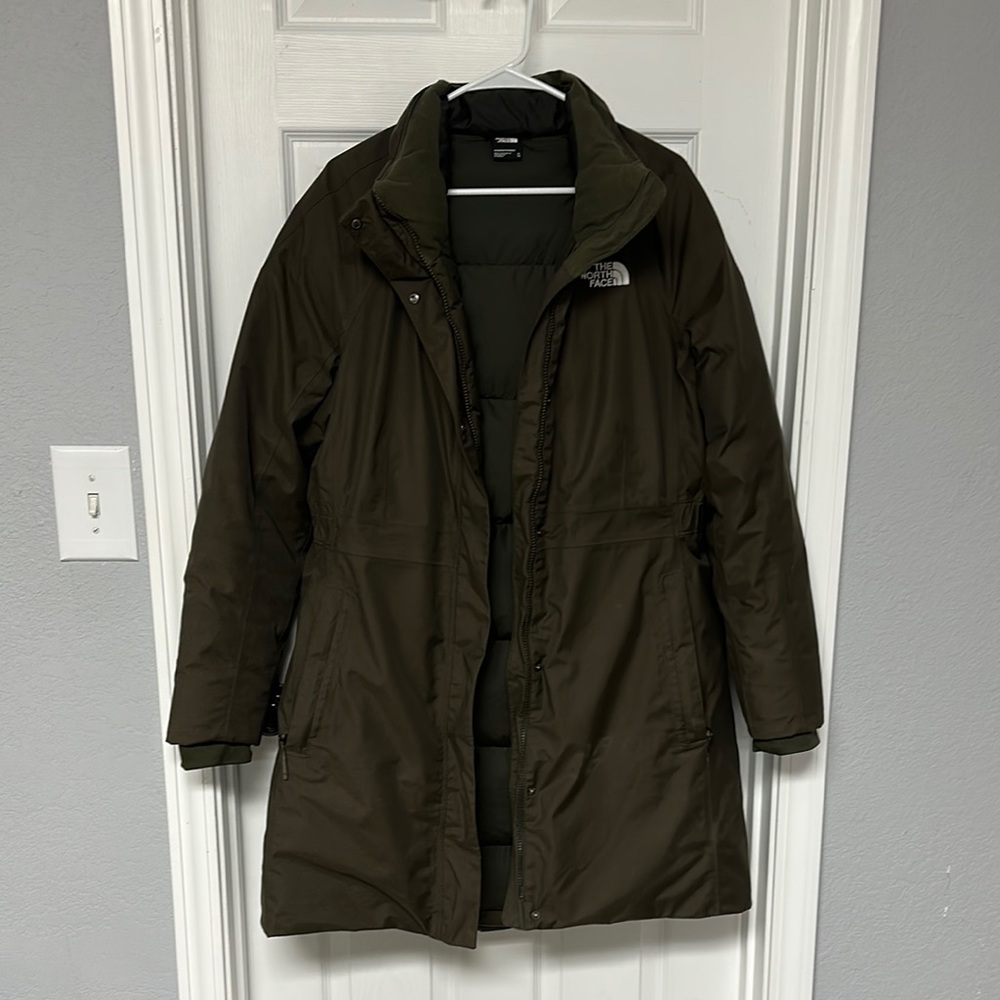 The North Face Green Ski Jacket Weather-Resistant